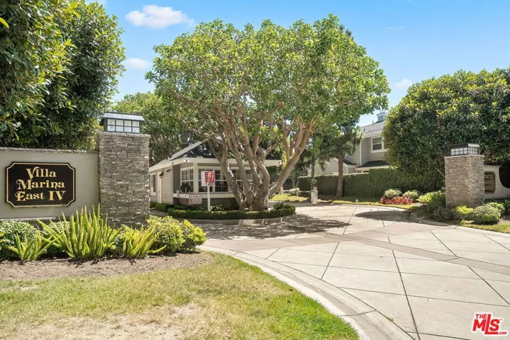 13082 Mindanao Way 54, Marina Del Rey, California 90292