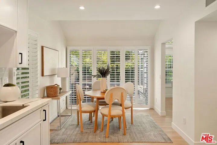 13082 Mindanao Way 54, Marina Del Rey, California 90292