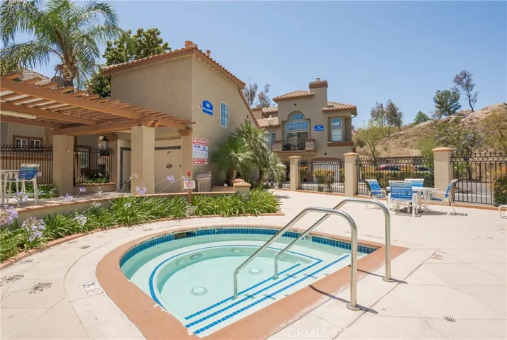 2941 Via Milano 108, Corona, California 92879