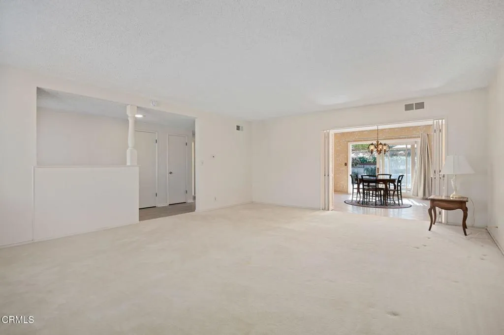 12 - Living Room