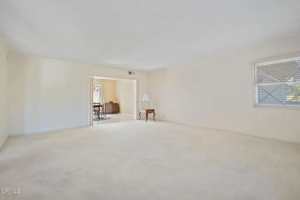 11 - Living Room