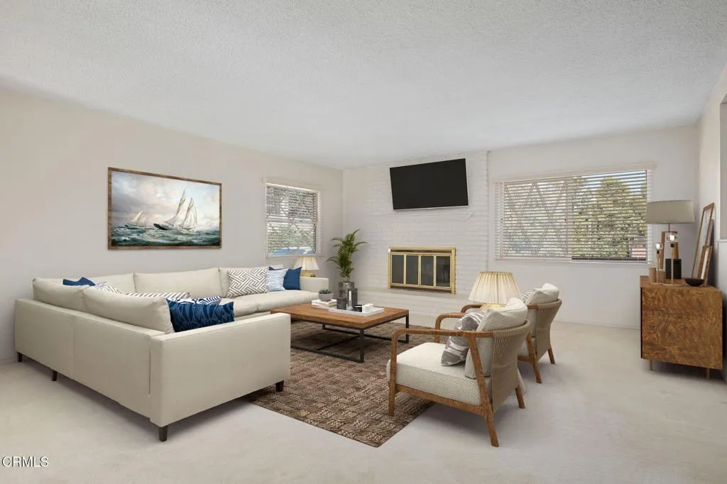 01 - Living Room (virtual staging)