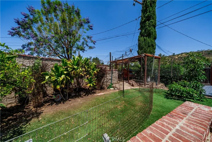 19631 Country Haven, Santa Ana, California 92705