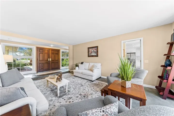 19631 Country Haven, Santa Ana, California 92705