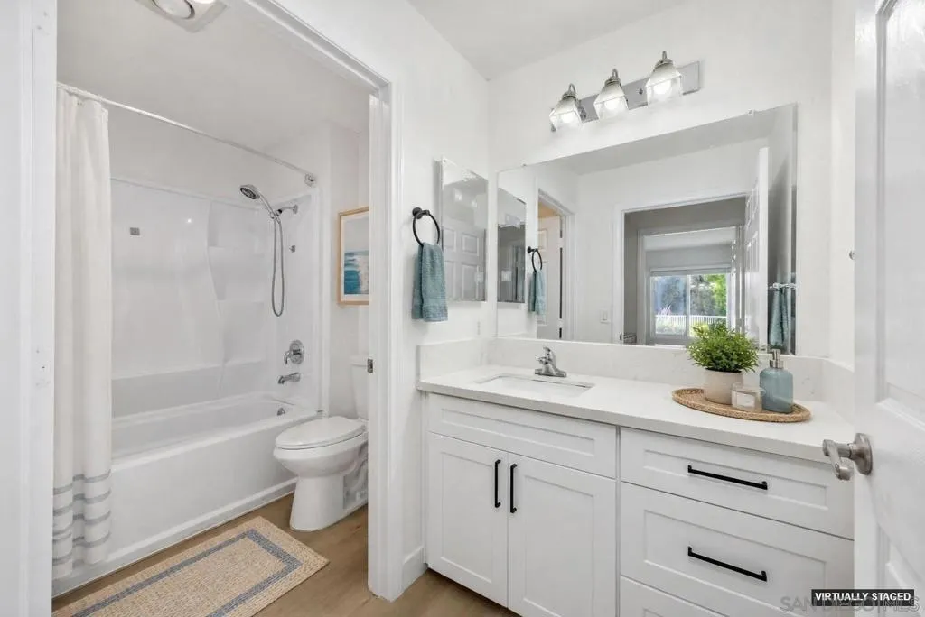 https://zimg.paragon.ice.com/ParagonImages/Property/PA/SDMLS/-525782/7/120/90/1d0469b42ba2acdfb6ec93bff5bdb7e3/3/455a8ad4801b9a5732458b565fba2375/-525782-5f3c2026-da1b-4f5f-b0d7-a6d10a2fdd00.JPG