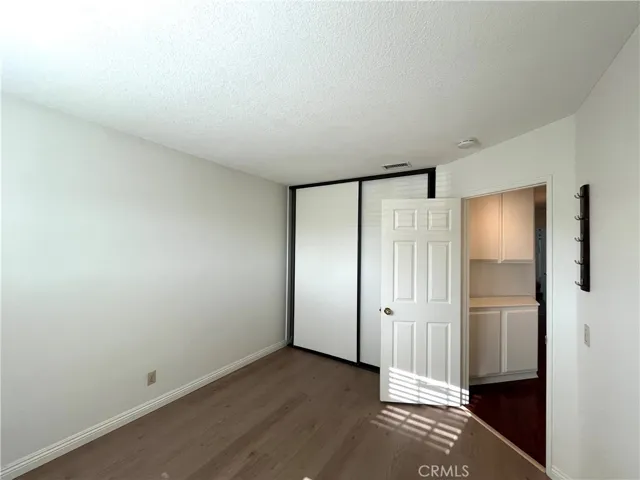 4th Bedroom- Upstairs