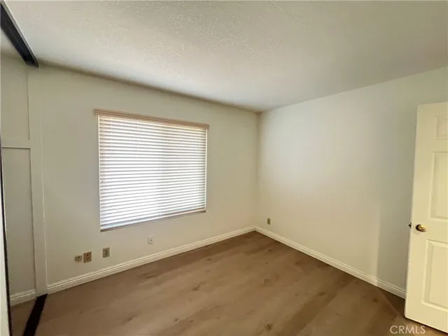 3rd Bedroom-Upstairs