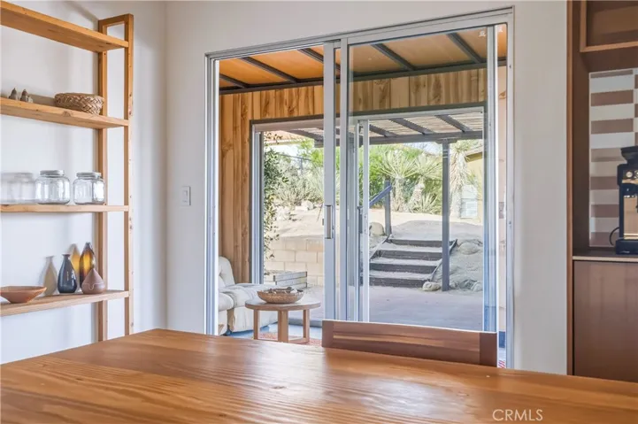 6381 Airway Avenue, Yucca Valley, California 92284