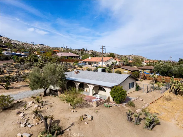 6381 Airway Avenue, Yucca Valley, California 92284