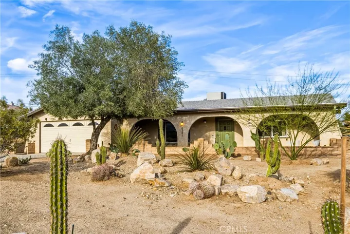 6381 Airway Avenue, Yucca Valley, California 92284