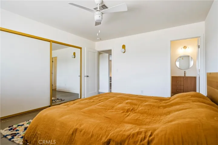6381 Airway Avenue, Yucca Valley, California 92284