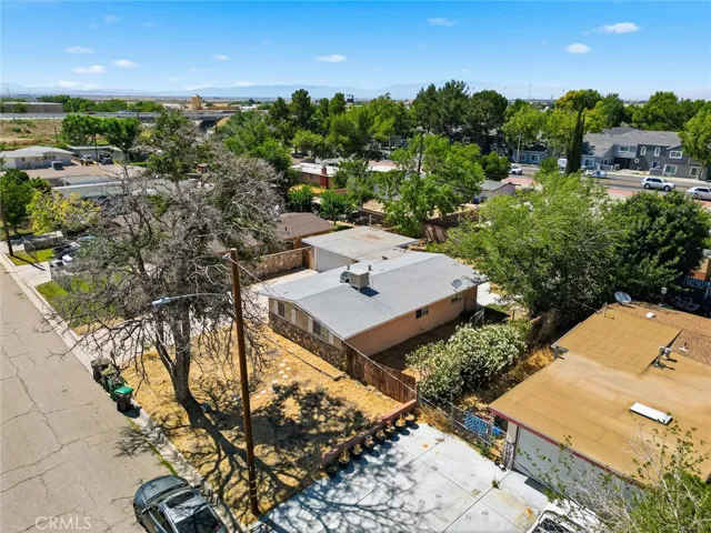 2047 W Lingard, Lancaster, California 93536