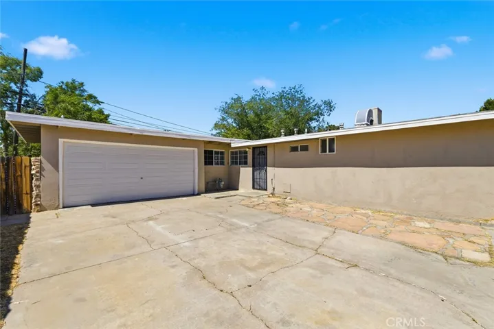 2047 W Lingard, Lancaster, California 93536