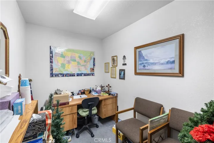 6095 Atlantic Ave, Long Beach, California 90805