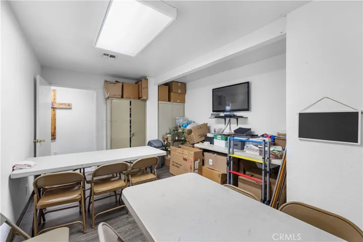 6095 Atlantic Ave, Long Beach, California 90805