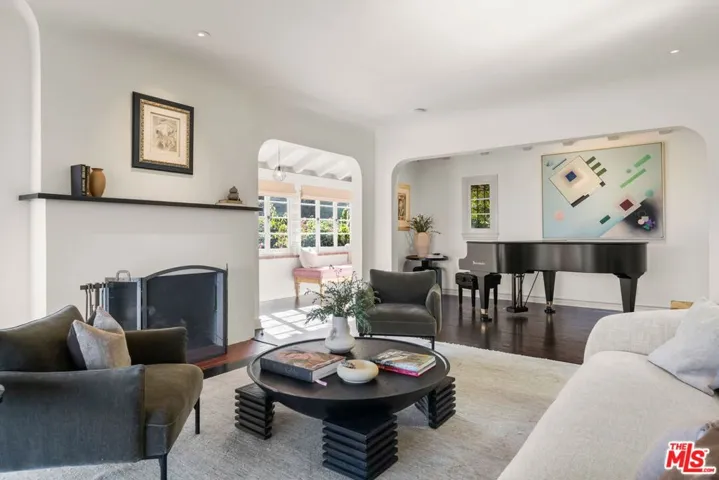 4778 Bonvue Avenue, Los Angeles, California 90027