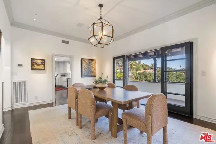 4778 Bonvue Avenue, Los Angeles, California 90027