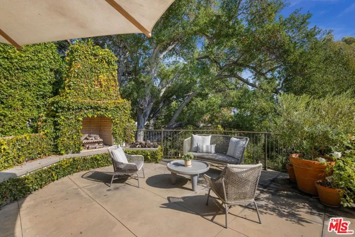 4778 Bonvue Avenue, Los Angeles, California 90027