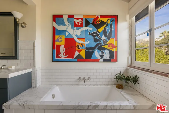 4778 Bonvue Avenue, Los Angeles, California 90027