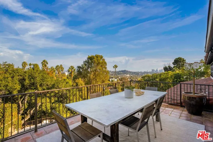 4778 Bonvue Avenue, Los Angeles, California 90027
