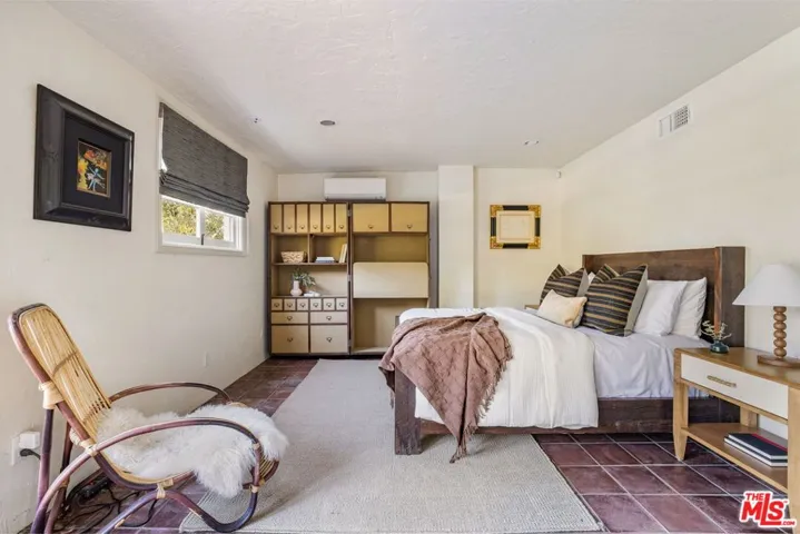 4778 Bonvue Avenue, Los Angeles, California 90027