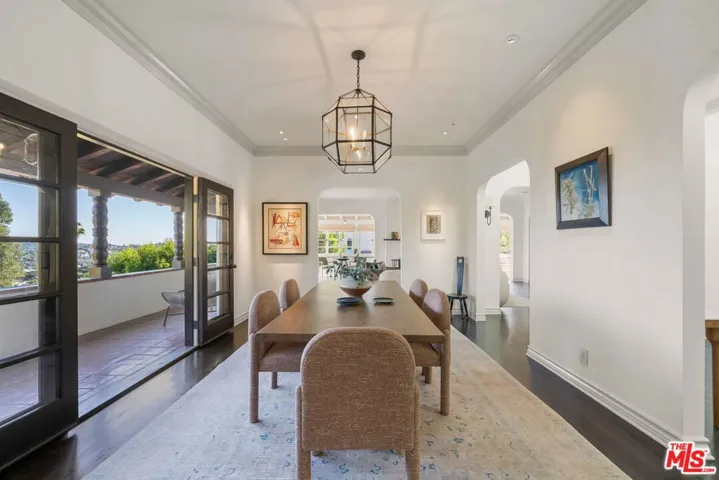 4778 Bonvue Avenue, Los Angeles, California 90027