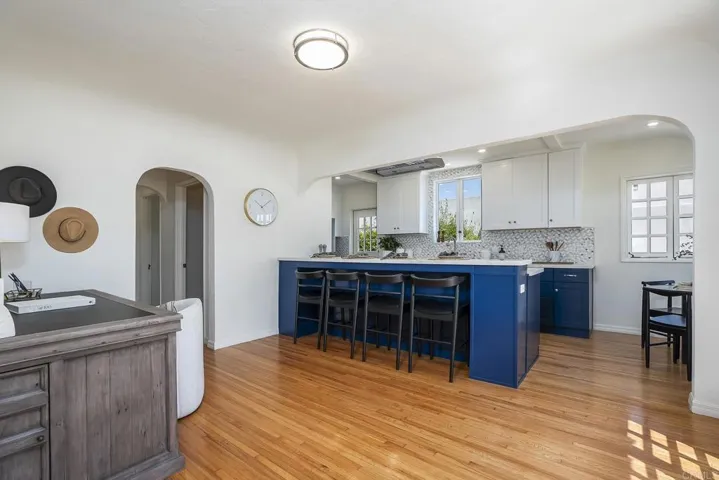 3120 Curtis, San Diego, California 92106