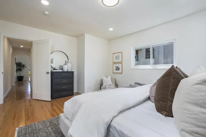 3120 Curtis, San Diego, California 92106