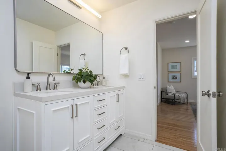 3120 Curtis, San Diego, California 92106
