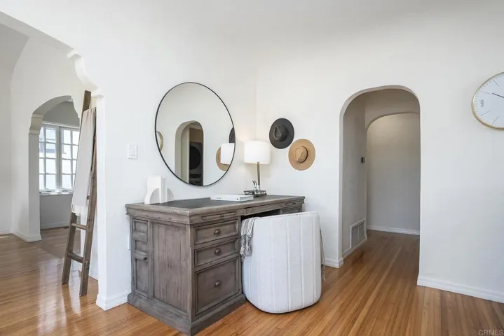 3120 Curtis, San Diego, California 92106