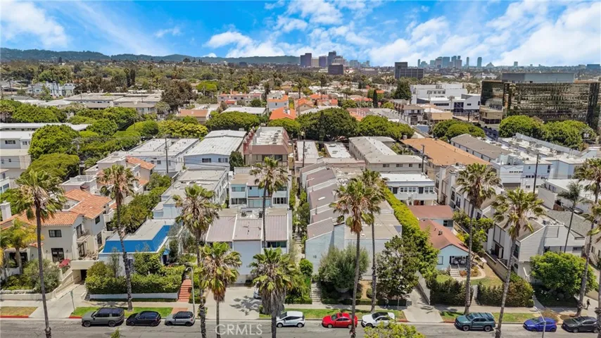 Fabulous Santa Monica Location