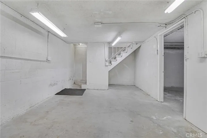 Downstairs workshop or bonus room