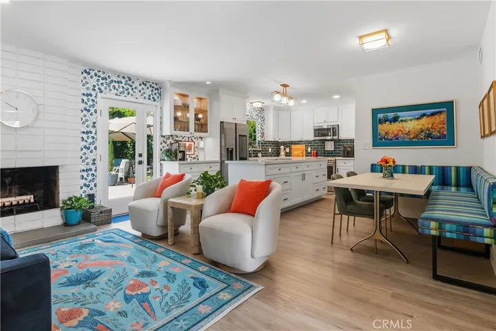 22240 Hart, Canoga Park, California 91303