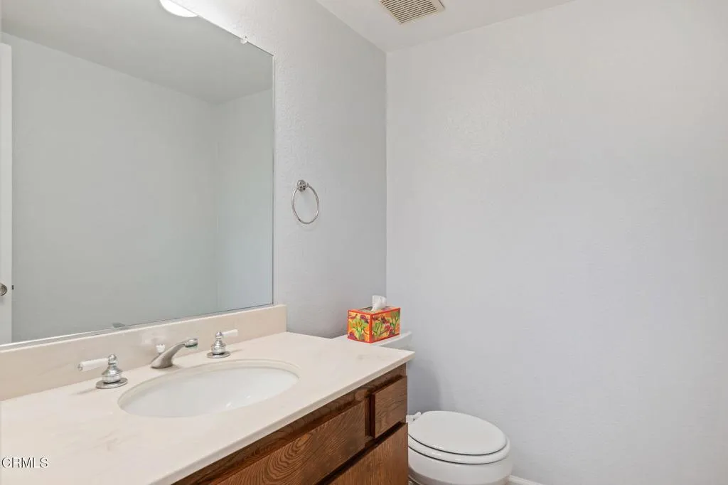 26-Powder Room
