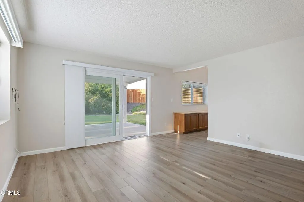 14-Family Room