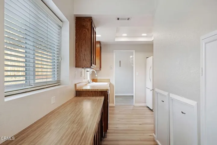 12-Kitchen