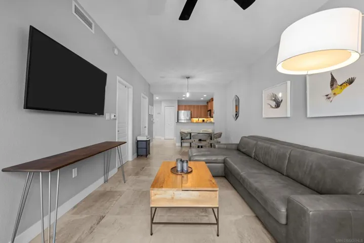 300 W Beech 204, San Diego, California 92101