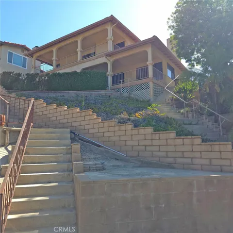 photo from neighbor steps