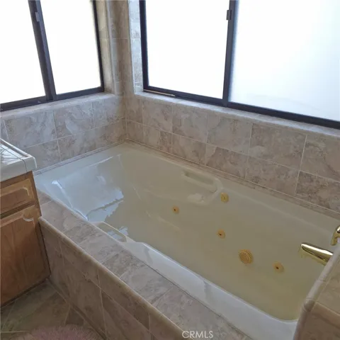 30127 White Wake, Canyon Lake, California 92587