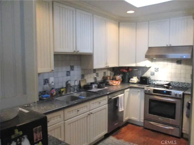 777 E Valley 125, Alhambra, California 91801