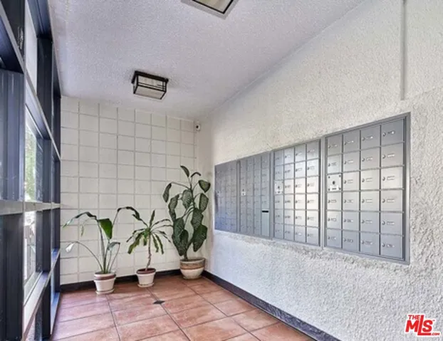 435 S Virgil Avenue 113, Los Angeles, California 90020