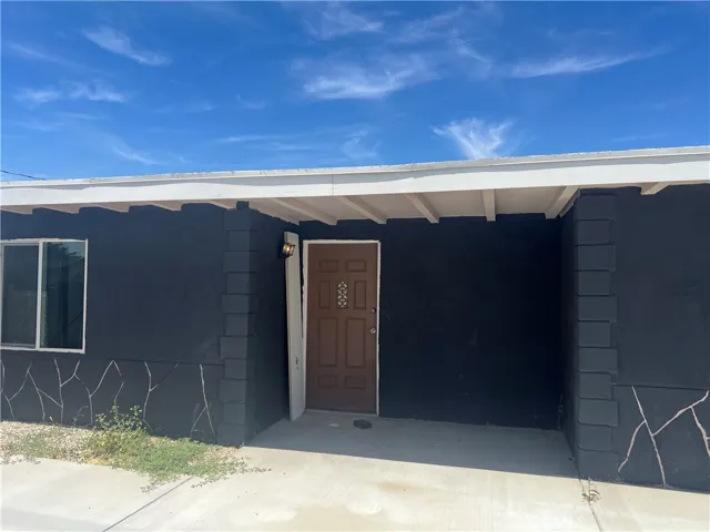 43119 20th W, Lancaster, California 93534
