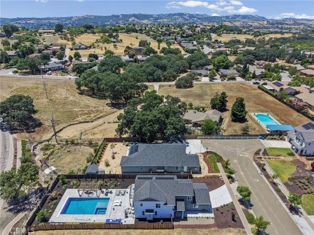 1908 Catahoula Court, Paso Robles, California 93446