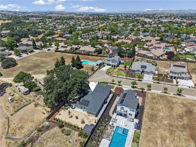 1908 Catahoula Court, Paso Robles, California 93446