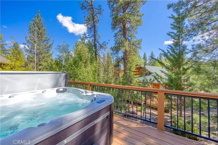 166 N Teakwood Drive, Big Bear Lake, California 92315