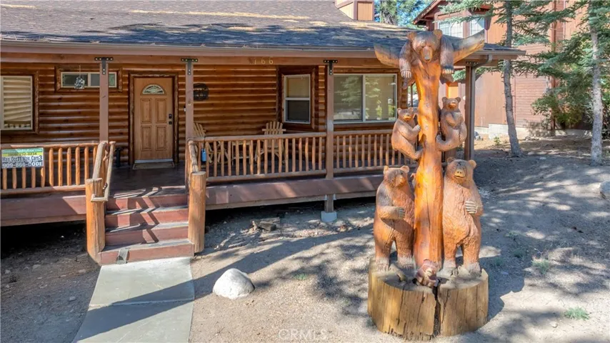 166 N Teakwood Drive, Big Bear Lake, California 92315