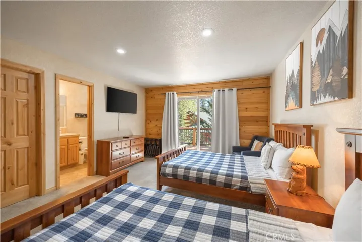 166 N Teakwood Drive, Big Bear Lake, California 92315
