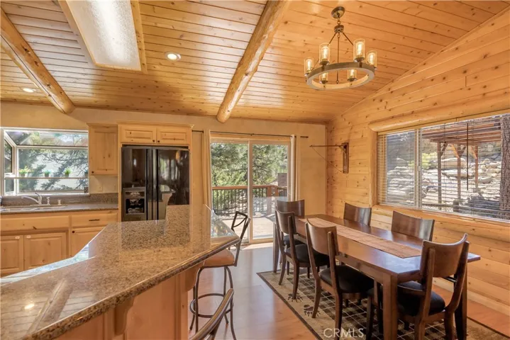 166 N Teakwood Drive, Big Bear Lake, California 92315