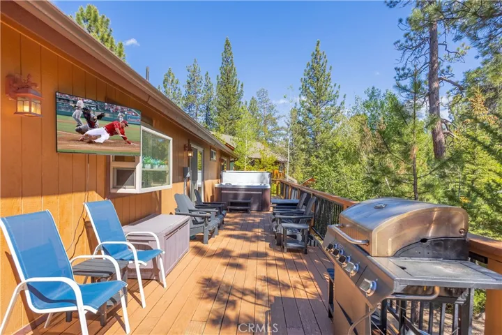 166 N Teakwood Drive, Big Bear Lake, California 92315