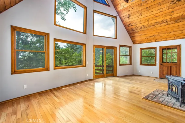 multi level windows that offer stunning views!!!